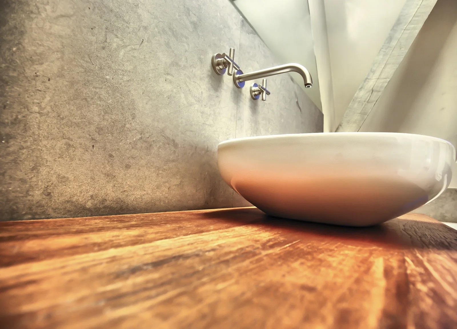 Tips To Making Bathtub And Shower Cleaning Less Time Consuming